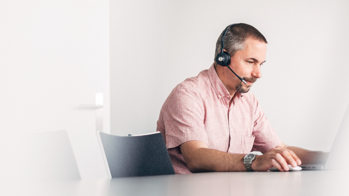 Zuverlässig im Einsatz: Roger Hostettler sorgt für eine stabile Apple-Umgebung