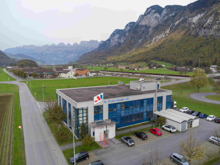 Kostengünstige Produktionssicherheit dank Cloud – Der Sarganserländer