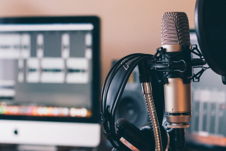 #PIMfluencer – Der Podcast von und mit Contentserv